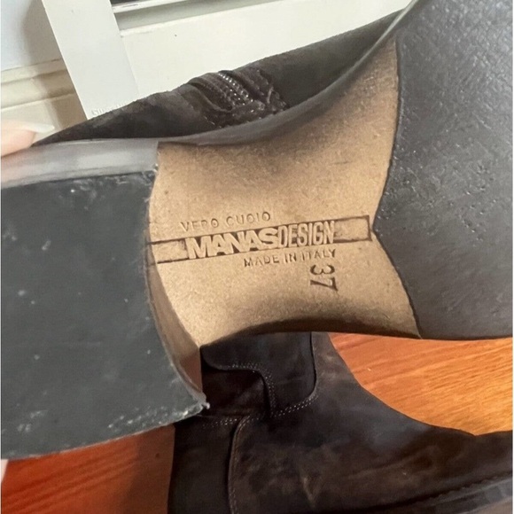 Manas Designs Brown Distressed Leather Knee High Italian Barn Boots Size 37 US 6 - Picture 7 of 7